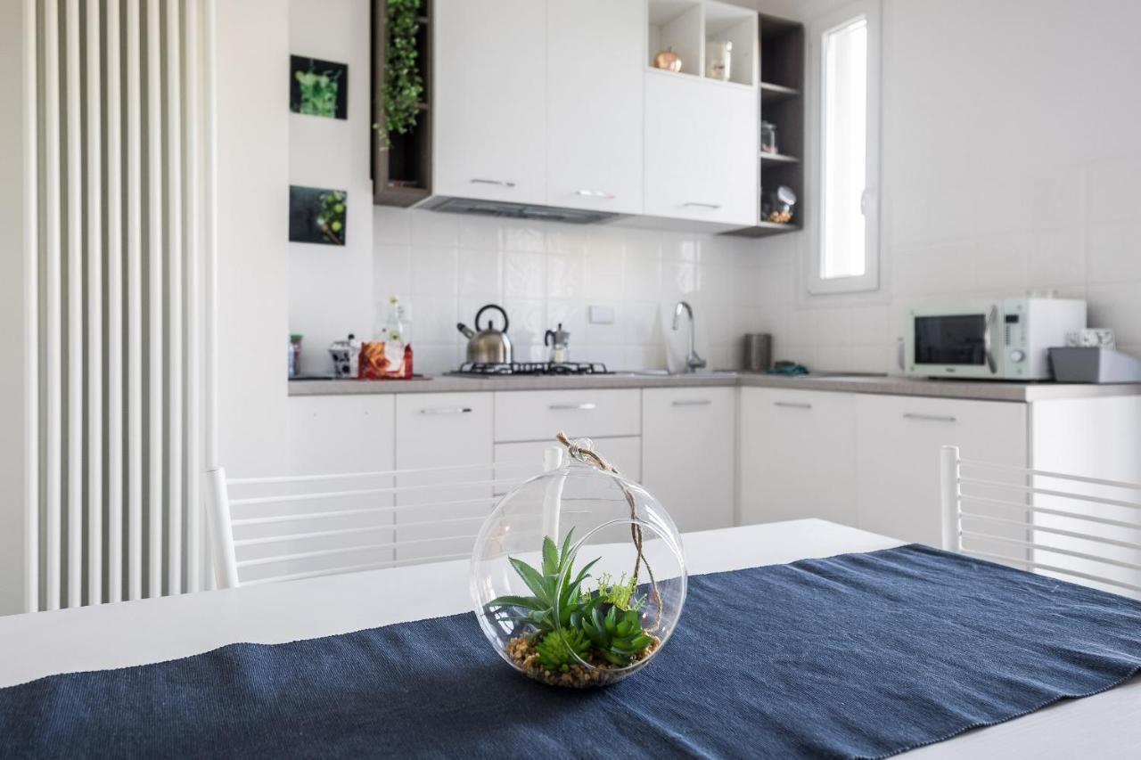 Bologna Accommodation - Fiera - Self Checkin - 24H Ngoại thất bức ảnh